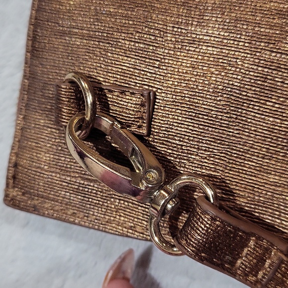 Danielle Nicole Disney Little Mermaid Bag - Picture 13 of 15